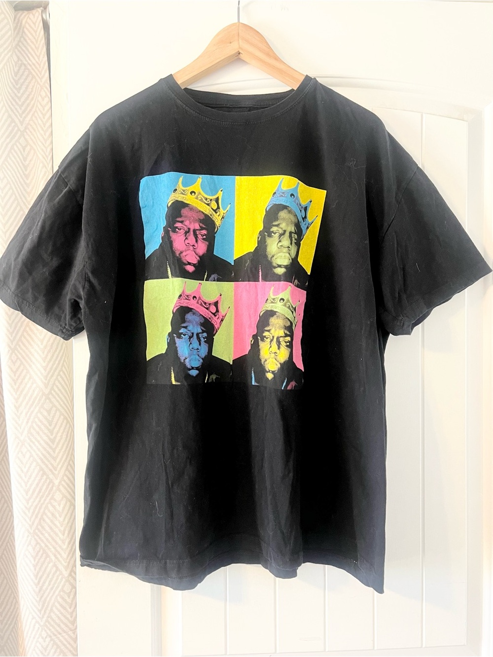 Black Short Sleeve Graphic Tee with Biggie Smalls Pop-Art Print XL